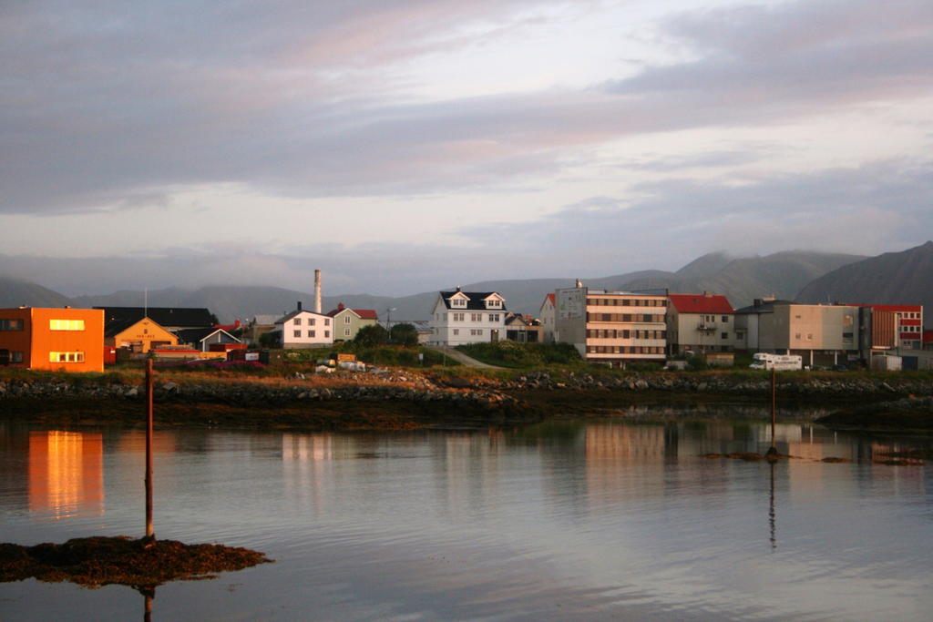 Kristina Apartment & Alma House Andenes Bagian luar foto